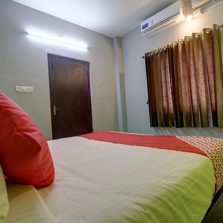 OYO 30971 GM Grande Hotell Mudukarai Exteriör bild
